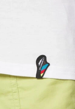 La Sportiva Icy Mountains - T-Shirt Print - White -La Sportiva Buitenshuis 3506aa21c965447c988e4f5b3a010758