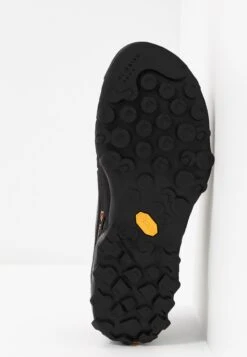 La Sportiva Tx4 - Bergschoenen - Carbon/Flame -La Sportiva Buitenshuis 3f9776fa252b4eb09046085d9049b98e