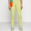 La Sportiva Tundra Pant - Broek - Green Banana/Lagoon 2 La Sportiva Tundra Pant - Broek - Green Banana/Lagoon -La Sportiva Buitenshuis 5f8ac4a1a9a84fab894fa4b416656305