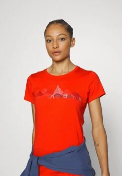 La Sportiva Peaks - T-Shirt Print - Cherry Tomato -La Sportiva Buitenshuis 973915eea5ff4f95a73a71ab08ea1e0e