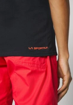 La Sportiva Peaks - T-Shirt Print - Black/Cherry Tomato -La Sportiva Buitenshuis fc6609a7273641ac98033db938cb732c